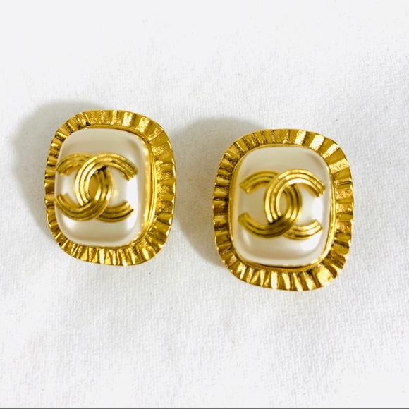 CHANEL Jewelry - AUTHENTIC! CHANEL CLASSIC GOLD PEARL CLIP EARRINGS